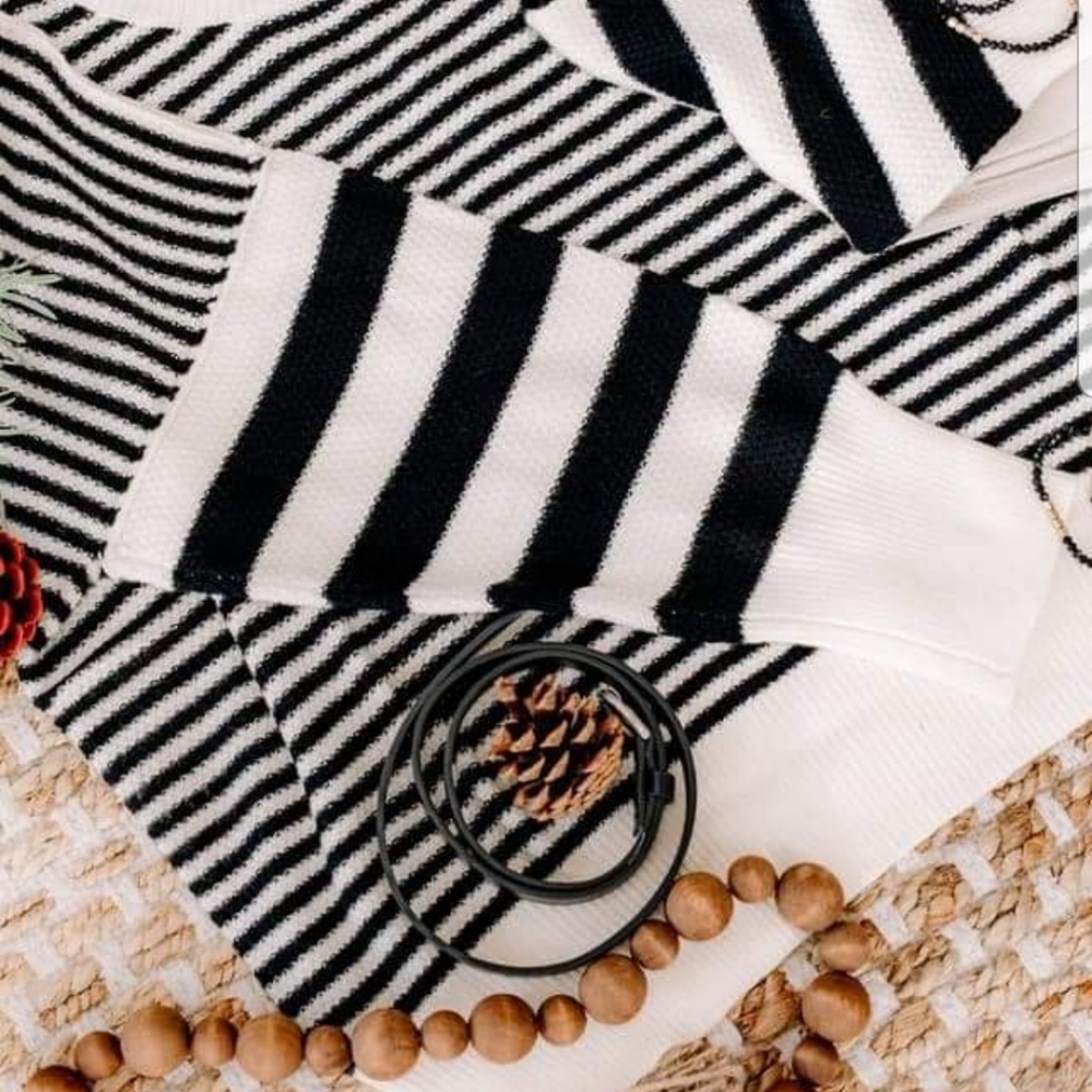 🥳Sale Favorite! White Birch colorblock mix media large/small stripes so - Picture 5 of 6